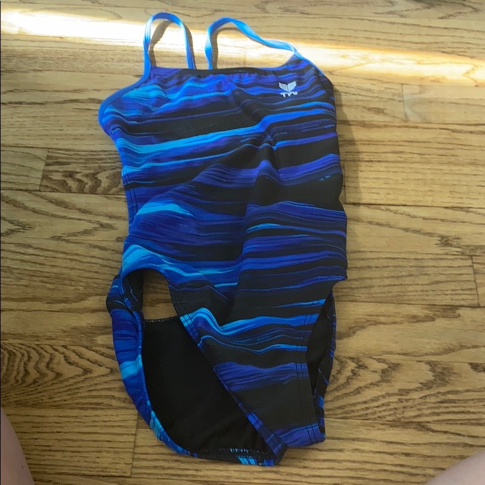 one piece swim suit
